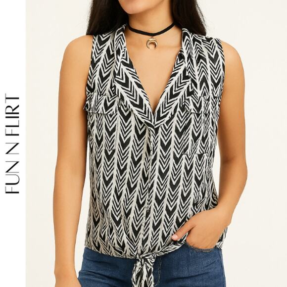 FUN & FLIRT Chevron Print Sleeveless Tie Front Top, S - Picture 1 of 10